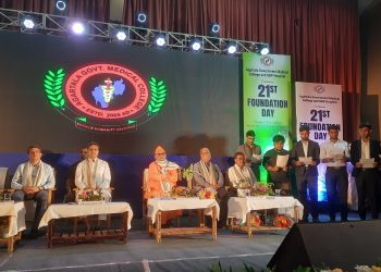 “মাননীয় মুখ্যমন্ত্রী অধ্যাপক (ডঃ) মানিক সাহা আগরতলার কেএলএস অডিটোরিয়ামে এজিএমসি ও জিবিপি হাসপাতালের ২১তম প্রতিষ্ঠা দিবস উদযাপন অনুষ্ঠানে অংশগ্রহণ করেন।”