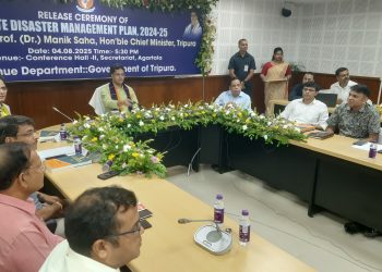 ত্রিপুরা রাজ্যের দুর্যোগ ব্যবস্থাপনা পরিকল্পনা ২০২৪-২৫ এর প্রকাশ অনুষ্ঠান। মাননীয় মুখ্যমন্ত্রী প্রফেসর (ডঃ) মানিক সাহা প্রধান অতিথি হিসেবে উপস্থিত ছিলেন।