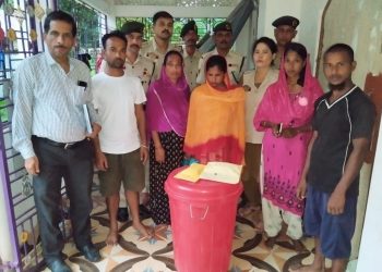 মতিনগর এলাকা থেকে মীনা বেগম নামে এক মহিলার বাড়ি থেকে ২১ গ্রাম ব্রাউন সুগার সহ মহিলাকে আটক করে আমতলী থানার পুলিশ