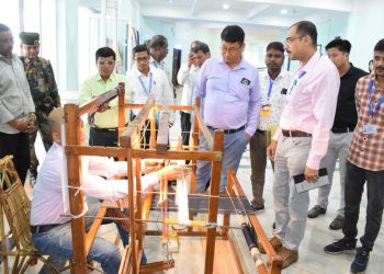 আগরতলার প্রজ্ঞা ভবনে অনুষ্ঠিত হল ১১তম জাতীয় তাঁত দিবস। 