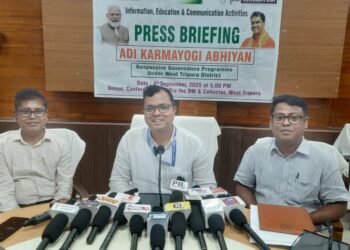 ‘আদি কর্মযোগী অভিযান’ কর্মসূচি নিয়ে পশ্চিম ত্রিপুরার জেলা প্রশাসনের সাংবাদিক বৈঠক