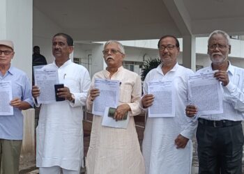 দাবিদাওয়া নিয়ে মুখ্যমন্ত্রীর দরবারে হাজির কংগ্রেস প্রতিনিধি দল 