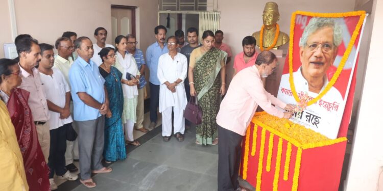 প্রয়াত সীতারাম ইয়েচুরিকে শ্রদ্ধার সঙ্গে স্মরণ করল সিপিআইএম।