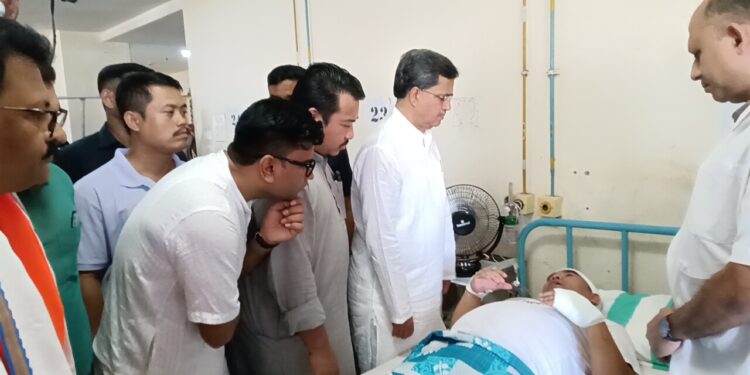 তিপ্রা মথার হামলায় আহতদের খোঁজখবর নিতে জিবি হাসপাতালে মুখ্যমন্ত্রী