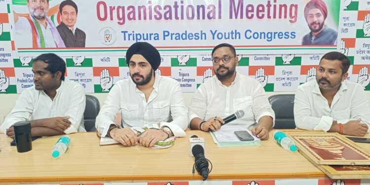 ত্রিপুরা প্রদেশ যুব কংগ্রেস নেতৃত্বের সঙ্গে গুরুত্বপূর্ণ বৈঠকে নবনিযুক্ত ইনচার্জ হারগুন সিং