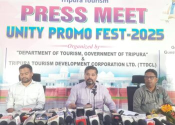 ত্রিপুরা পর্যটন দপ্তরের উদ্যোগে “ইউনিটি প্রোমো ফেস্ট–২০২৫” উপলক্ষে আয়োজিত সংবাদ সম্মেলনে উপস্থিত কর্মকর্তারা।