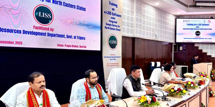 উত্তর পূর্বাঞ্চলের রাজ্যগুলির জন্য সমন্বিত নমুনা জারিফ প্রকল্পে E-LISS সফটওয়্যার প্রশিক্ষণ নিয়ে দুই দিনের কর্মশালা শুরু হলো প্রজ্ঞা ভবনে।