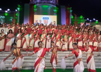 মাননীয় মুখ্যমন্ত্রী প্রফেসর (ডা:) মানিক সাহা  ৭ই নভেম্বর সচিবালয় প্রাঙ্গণে অনুষ্ঠিত ‘বন্দেমাতরমের ১৫০ বছরের গৌরব উদযাপন’