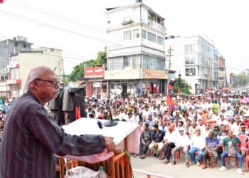আগরতলায় সিপিআইএমের শ্রমিক সমাবেশে জনজোয়ার 