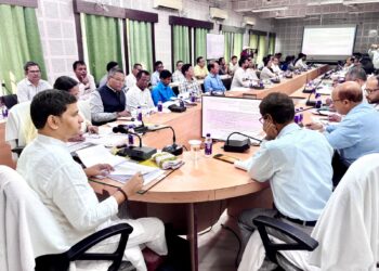 রাজ্যের মৎস্য চাষের উন্নয়ন ও বিভিন্ন প্রকল্পের অগ্রগতি নিয়ে গোর্খাবস্তি কার্যালয়ে অনুষ্ঠিত হলো মৎস্য দপ্তরের দ্বিতীয় রাজ্যভিত্তিক পর্যালোচনা বৈঠক।