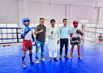 সিএসডি ফাউন্ডেশন ও অল ত্রিপুরা অ্যামেচার মুয়াইথাই অ্যাসোসিয়েশনের যৌথ উদ্যোগে আগরতলায় শুরু হল উত্তর-পূর্ব ভারত মুয়াইথাই ও কে–১ চ্যাম্পিয়নশিপ। এই প্রতিযোগিতায় অংশ নিয়েছেন প্রায় ১৫০ জন প্রতিযোগী, যা ক্রীড়াপ্রেমীদের মধ্যে সৃষ্টি করেছে বিশেষ উৎসাহ ও উদ্দীপনা।