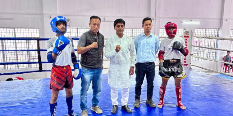 সিএসডি ফাউন্ডেশন ও অল ত্রিপুরা অ্যামেচার মুয়াইথাই অ্যাসোসিয়েশনের যৌথ উদ্যোগে আগরতলায় শুরু হল উত্তর-পূর্ব ভারত মুয়াইথাই ও কে–১ চ্যাম্পিয়নশিপ। এই প্রতিযোগিতায় অংশ নিয়েছেন প্রায় ১৫০ জন প্রতিযোগী, যা ক্রীড়াপ্রেমীদের মধ্যে সৃষ্টি করেছে বিশেষ উৎসাহ ও উদ্দীপনা।