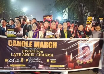 এঞ্জেল চাকমার হত্যাকাণ্ডের প্রতিবাদে ও ন্যায়বিচারের দাবিতে আজ শহরে মোমবাতি মিছিল করে ত্রিপুরা ইন্ডিজেনাস স্টুডেন্টস ফেডারেশন।