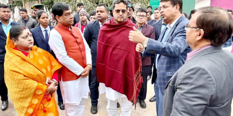 ঐতিহ্য ও আধুনিকতার মেলবন্ধনে রাজধানীর জ্যাকসন গেটকে নতুন রূপ দেওয়ার উদ্যোগ। আজ জ্যাকসন গেট এলাকা পরিদর্শন করলেন মুখ্যমন্ত্রী ডাঃ মানিক সাহা।