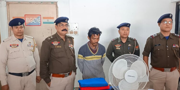 ৫০ হাজার টাকার পাছরা চুরি কাণ্ডে তৎপরতায় চোরকে গ্রেপ্তার করল পূর্ব আগরতলা থানার পুলিশ।