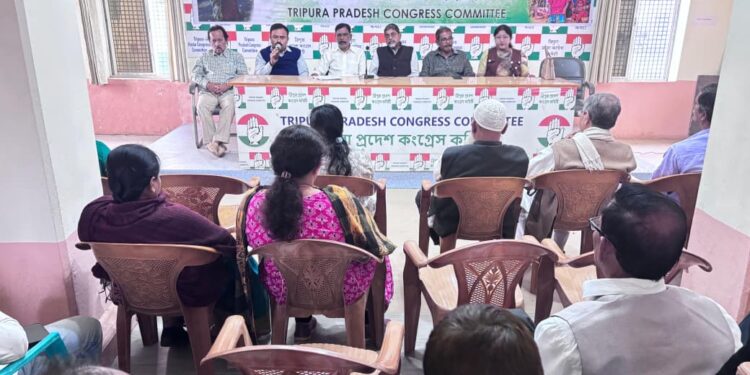 রেগা পুনরুদ্ধারের দাবিতে আন্দোলন কর্মসূচির রূপরেখা জানালেন পিসিসি সভাপতি।