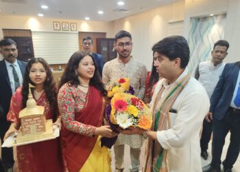 আইজিএম ডেন্টাল কলেজ পরিদর্শনে কেন্দ্রীয় মন্ত্রী জ্যোতিরাদিত্য সিন্ধিয়া ও মুখ্যমন্ত্রী মানিক সাহা।