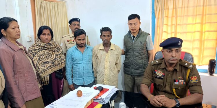 এ.ডি নগর থানার পুলিশের জালে তিন জন নে-শা জাতীয় কফ সিরাপ উদ্ধার, শুরু তদন্ত।