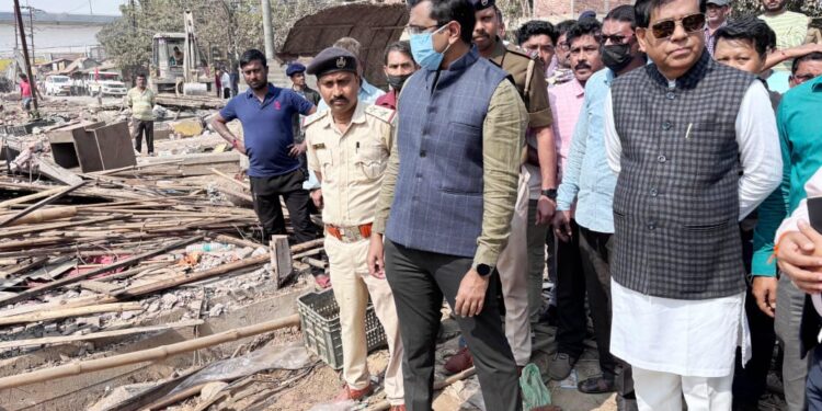  রাজধানীর হাওড়া মার্কেটে নেশা ও জুয়া কারবারিদের কোনও জায়গা নয়—প্রশাসনের কড়া অবস্থান।