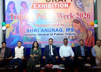 পুলিশ সপ্তাহ উপলক্ষে রবীন্দ্রশতবার্ষিকী ভবন-এ চার দিনব্যাপী প্রদর্শনীর উদ্বোধন করলেন পুলিশ মহা-নির্দেশক অনুরাগ। জনসচেতনতা ও পুলিশ-জনতার সুসম্পর্ক জোরদার করতেই এই বিশেষ আয়োজন।