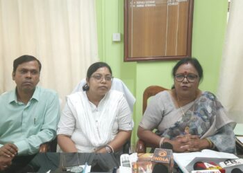 ত্রিপুরা মহিলা কমিশনের চেয়ারম্যান ঝরনা দেববর্মা বিভিন্ন কর্মসূচির ঘোষণা করলেন।