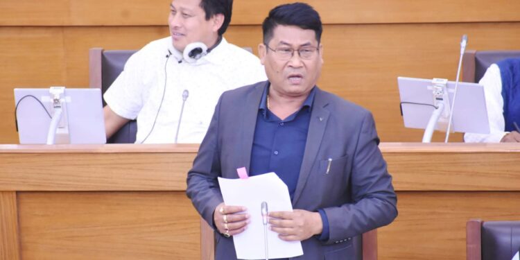 রাজ্যে একলব্য বিদ্যালয়ের সংখ্যা বাড়ছে  বর্তমানে ১২টি চালু, আরও ৬টি শীঘ্রই শুরু—বিধানসভায় জানালেন জনজাতি কল্যাণ মন্ত্রী বিকাশ দেববর্মা।