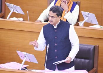 ভেজাল ঔষধের বিরুদ্ধে কড়া বার্তা  অভিযোগ পেলেই তৎক্ষণাৎ ব্যবস্থা নিচ্ছে সরকার—বিধানসভায় জানালেন মুখ্যমন্ত্রী ডাঃ মানিক সাহা, স্বাস্থ্য দপ্তর রয়েছে কঠোর নজরদারিতে।