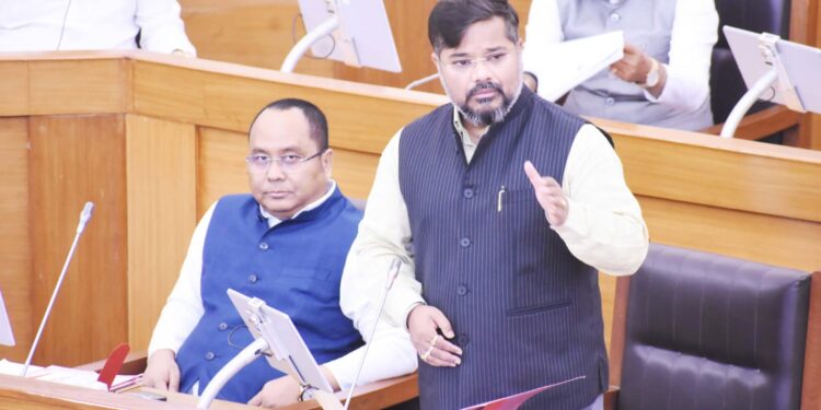 রাজ্যে দ্রুতগতির রেল পরিষেবা বাড়াতে জোর প্রচেষ্টা—বন্দে ভারত চালুর সম্ভাবনা উজ্জ্বল, সাব্রুম পর্যন্ত হামসফর এক্সপ্রেস নিয়েও আশাবাদী সরকার।