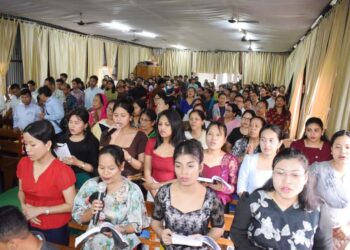  পবিত্র গুড ফ্রাইডে উপলক্ষে রাজ্যজুড়ে খ্রিষ্টান ধর্মাবলম্বীদের মধ্যে গভীর শ্রদ্ধা ও ধর্মীয় ভাবগাম্ভীর্যের সঙ্গে পালিত হচ্ছে এই গুরুত্বপূর্ণ দিন। 