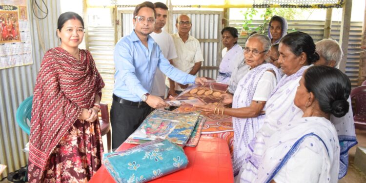 নতুন বছরের দ্বারপ্রান্তে, ১লা বৈশাখকে স্বাগত জানিয়ে রাজধানীতে সদভাবনা সামাজিক সংস্থার পক্ষ থেকে নতুন বস্ত্র বিতরণ ও আন্তরিক শুভেচ্ছা জ্ঞাপন। 