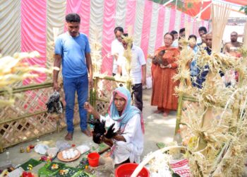 প্রচলিত রীতি ও ঐতিহ্য মেনে আনন্দ-উৎসাহে রাজ্যজুড়ে পালিত হলো গড়িয়া পূজা, রাজধানী আগরতলাতেও ছিল উৎসবের জোয়ার।