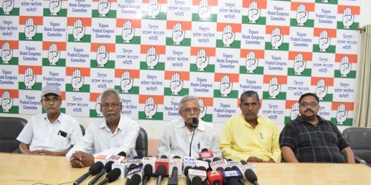 পাহাড় ভোটের ফল নিয়ে কংগ্রেসের বিস্ফোরক দাবি—দিল্লিতে বসেই নাকি ঠিক হয়েছে আসন সমীকরণ, লক্ষ্য ২৮ বিধানসভা দখল।