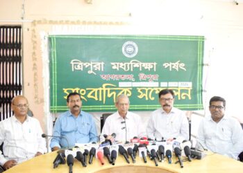একসাথে প্রকাশ মাধ্যমিক, উচ্চ মাধ্যমিক, আলিম ও ফাজিলের ফল—পর্ষদের কনফারেন্স হলে আনুষ্ঠানিক ঘোষণা