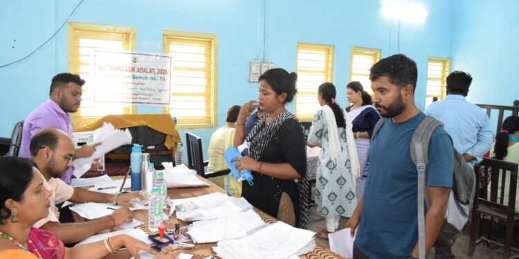 দ্রুত ও সহজ ন্যায়বিচারের লক্ষ্যে অনুষ্ঠিত হলো জাতীয় লোক আদালত।