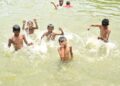 তপ্ত আবহাওয়ায় বাড়ছে উদ্বেগ—বয়স্ক ও শিশুদের জন্য বাড়তি সতর্কতার পরামর্শ