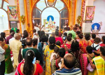 ভক্তি ও শ্রদ্ধায় পালিত লোকনাথ ব্রহ্মচারীর তিরোধান দিবস, লক্ষ্মীনারায়ণ বাড়ি রোডের মন্দিরে দিনভর পূজা।