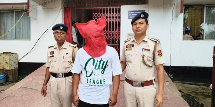 নেশা সামগ্রী উদ্ধারের ঘটনায় পুলিশের জালে অভিযুক্ত, চলছে আইনি প্রক্রিয়া।