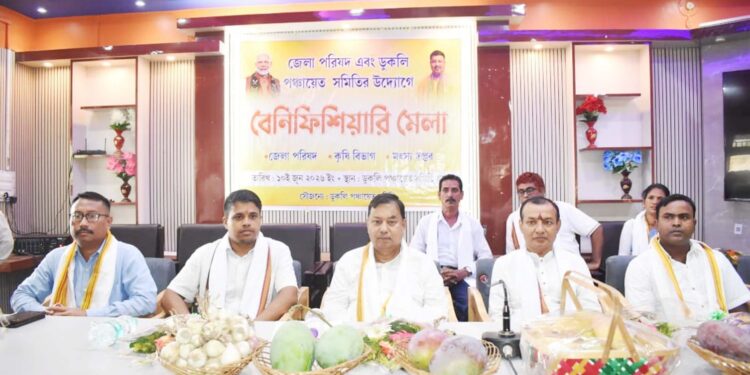 কৃষি ও মৎস্য দপ্তরের উদ্যোগে আয়োজিত বেনিফিসিয়ারি মেলায় এক মঞ্চে প্রশাসন ও উপভোক্তারা—উন্নয়নের পথে নতুন দিশা।