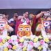 ভক্তি, আস্থা ও ঐতিহ্যের আবহে আগরতলা জগন্নাথ জিউ মন্দিরে পালিত হল শ্রীশ্রী জগন্নাথ দেবের পবিত্র স্নানযাত্রা উৎসব। ধর্মীয় আচার-অনুষ্ঠানে অংশ নেন অসংখ্য ভক্ত-অনুরাগী।
