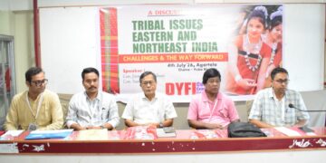 আসাম, পশ্চিমবঙ্গ ও ত্রিপুরার জনজাতিদের বিভিন্ন দাবি-দাওয়া ও সমস্যা নিয়ে আগরতলায় DYFI-এর কেন্দ্রীয় কার্যকরী কমিটির গুরুত্বপূর্ণ বৈঠক।