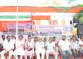 বিভিন্ন ইস্যুতে প্রতিবাদ জানিয়ে বিবেকানন্দ মূর্তির পাদদেশে গণঅবস্থান কর্মসূচি পালন করল প্রদেশ কংগ্রেস। কর্মসূচিতে অংশ নেন দলের নেতা-কর্মীরা।