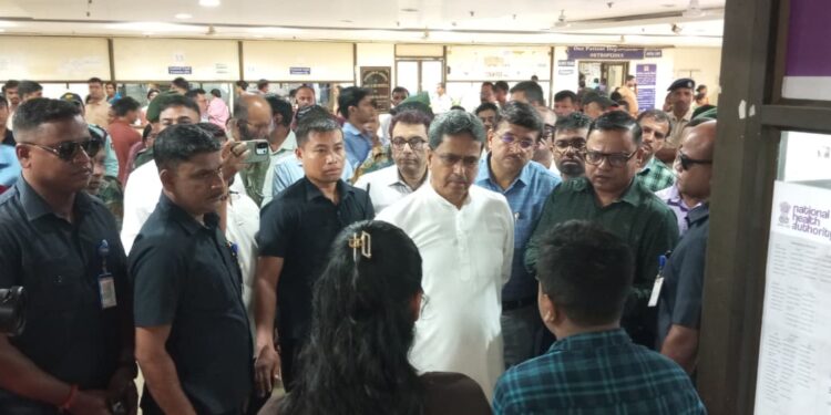 আগরতলা গভর্নমেন্ট মেডিক্যাল কলেজ অ্যান্ড জিবিপি হাসপাতালে মুখ্যমন্ত্রীর পরিদর্শন