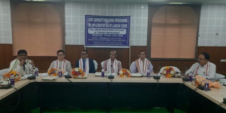 শ্রম সংহিতা সম্পর্কে সচেতনতা ও দক্ষতা বৃদ্ধির লক্ষ্যে আগরতলায় শুরু হলো তিন দিনব্যাপী কর্মশালা।