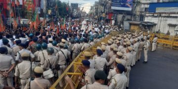 দেশবিরোধী কার্যকলাপ ও ষড়যন্ত্রের বিরুদ্ধে কড়া বার্তা দিয়ে রাজধানীর রাজপথে বিক্ষোভ কর্মসূচি পালন করল ত্রিপুরা প্রদেশ বিজেপি। কর্মসূচি থেকে কংগ্রেসের সমালোচনা করে বিজেপি নেতৃত্ব জানায়, দেশের ঐক্য, নিরাপত্তা ও জাতীয় স্বার্থ রক্ষায় তারা দৃঢ় অবস্থানে রয়েছে।