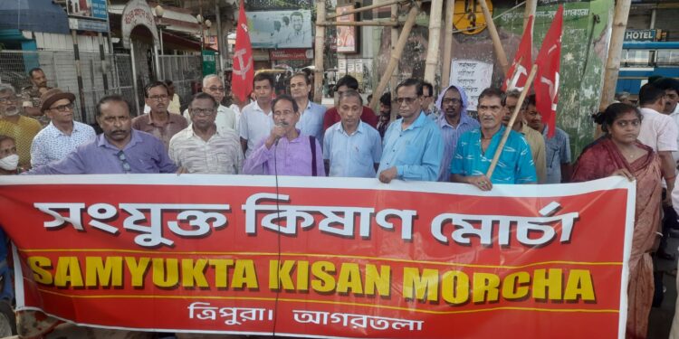 বিভিন্ন দাবিতে রাজধানীতে সংযুক্ত কিষাণ মোর্চার বিক্ষোভ।