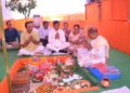 পুরনো জেল সংলগ্ন এলাকায় আগরতলা পুর নিগমের ২২ নম্বর ওয়ার্ডের নতুন অফিস ভবন নির্মাণের সূচনা। সোমবার ভিত্তিপ্রস্তর স্থাপন ও ভূমিপূজা অনুষ্ঠানে উপস্থিত ছিলেন রাজ্যসভার সাংসদ রাজীব ভট্টাচার্য, ডেপুটি মেয়র মনিকা দাস দত্ত, কর্পোরেটর তথা মেয়র ইন কাউন্সিল হিমানী দেববর্মা-সহ অন্যান্য আধিকারিক ও জনপ্রতিনিধিরা।